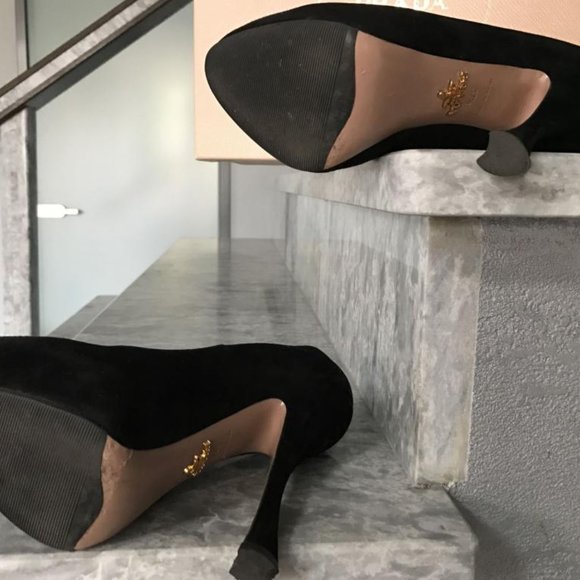 Worn once PRADA black suede heels - Picture 7 of 10